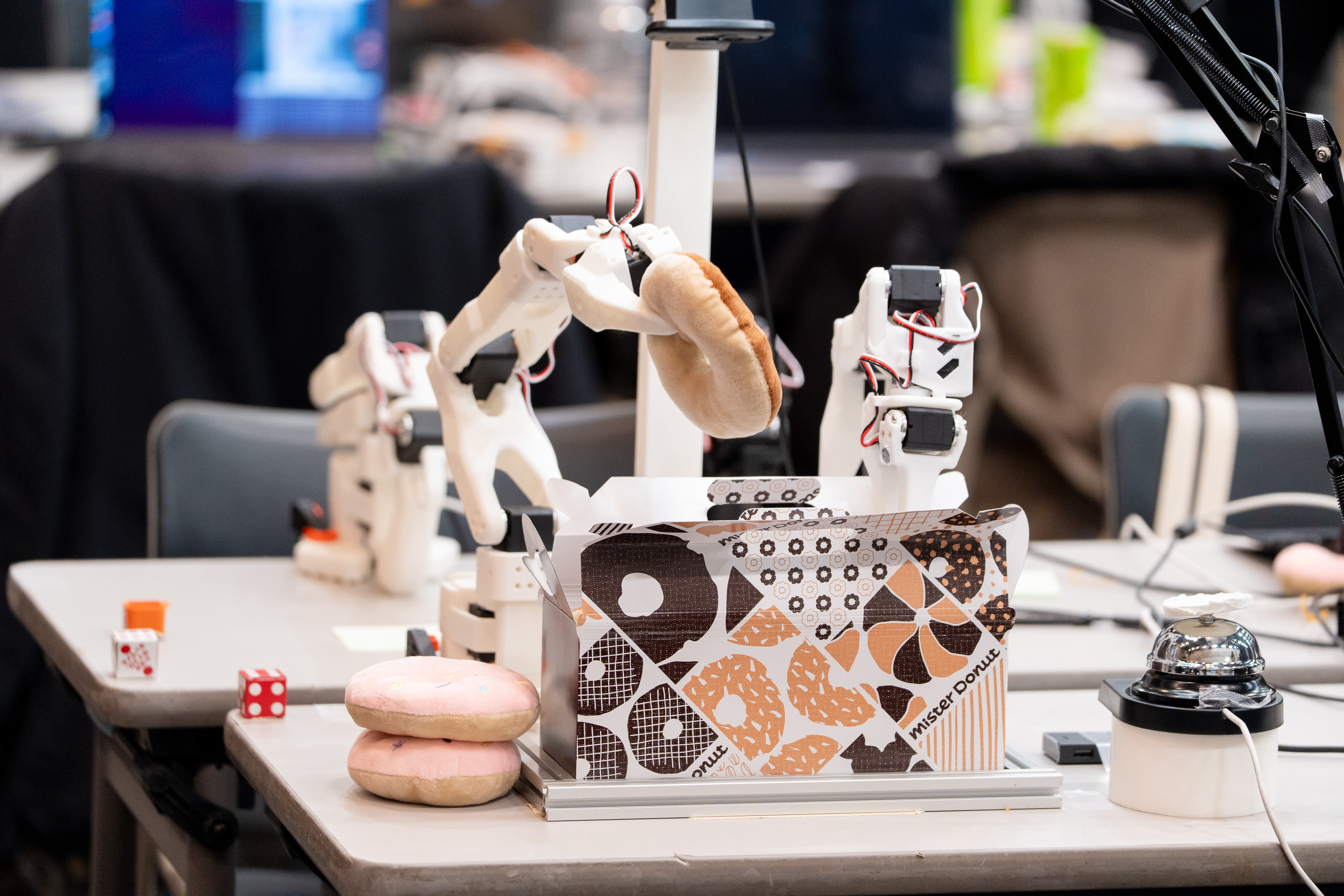 Figure 1. Food packaging demo